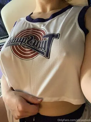 Aliciaamare OnlyFans Leaked Free Thumbnail Picture - #Lt1OlYremQ