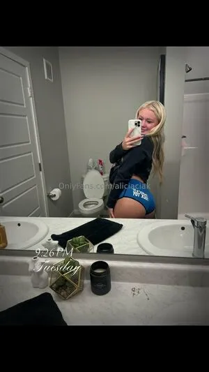Aliciaciak OnlyFans Leaked Free Thumbnail Picture - #cQ4siXt5P8