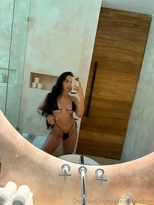 Aliciadavisfree OnlyFans Leaked Free Thumbnail Picture - #iIdpLRwedA