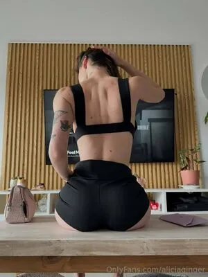 Aliciaginger OnlyFans Leaked Free Thumbnail Picture - #N9wuefTJeu