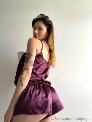 Aliciaginger OnlyFans Leaked Free Thumbnail Picture - #hNrGpu0BCD
