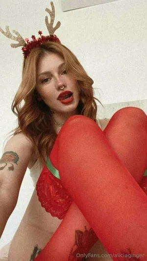 Aliciaginger OnlyFans Leaked Free Thumbnail Picture - #hdaKSxhByx