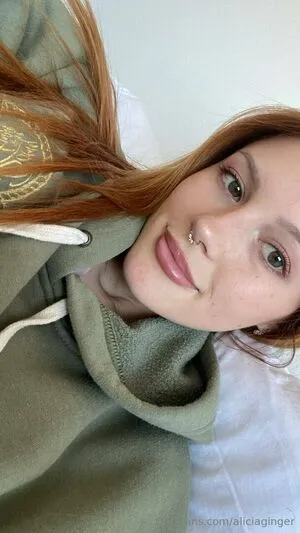 Aliciaginger OnlyFans Leaked Free Thumbnail Picture - #jRotowISyY