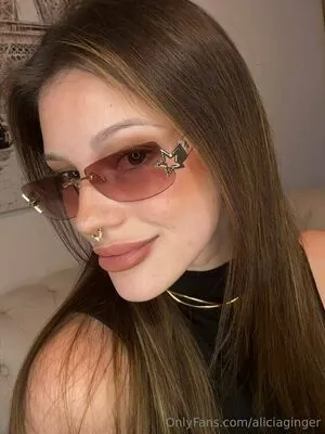 Aliciaginger OnlyFans Leaked Free Thumbnail Picture - #u1gkNLQXQ9