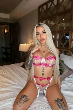 Aliciamoramae OnlyFans Leaked Free Thumbnail Picture - #CgAEtbrviy
