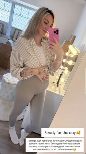 Aliciasmomlife OnlyFans Leaked Free Thumbnail Picture - #0X7eFzqi8F