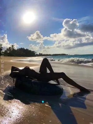 Alie Davis OnlyFans Leaked Free Thumbnail Picture - #8Z7FiGHVMq