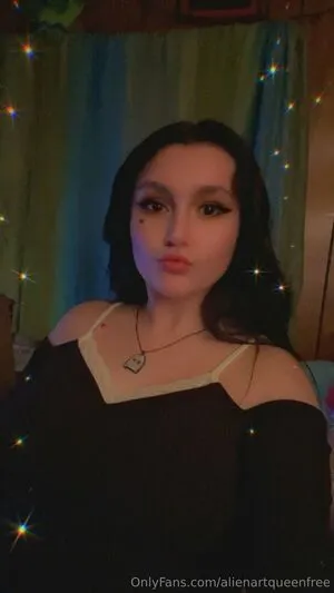 Alienartqueenfree OnlyFans Leaked Free Thumbnail Picture - #Ho6mwfNSA6