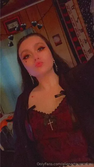 Alienartqueenfree OnlyFans Leaked Free Thumbnail Picture - #I247cb7p0p