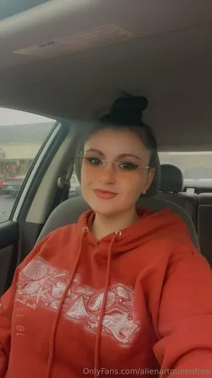 Alienartqueenfree OnlyFans Leaked Free Thumbnail Picture - #Wwlm0RUR9c
