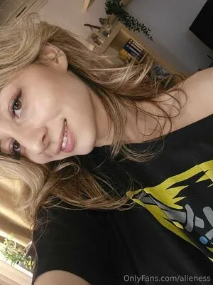 Alieness OnlyFans Leaked Free Thumbnail Picture - #PGHbhaFXzs