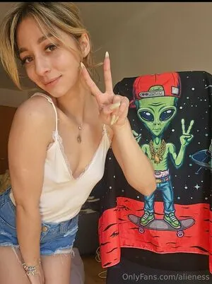 Alieness OnlyFans Leaked Free Thumbnail Picture - #x34BSb7FsY