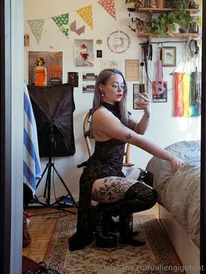 Aliengigotant OnlyFans Leaked Free Thumbnail Picture - #B6f3byQkxX