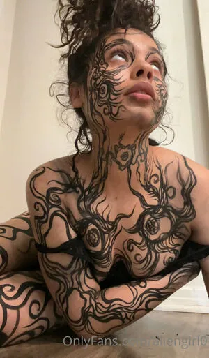 Aliengirl0 OnlyFans Leaked Free Thumbnail Picture - #0Gw9N7enwv