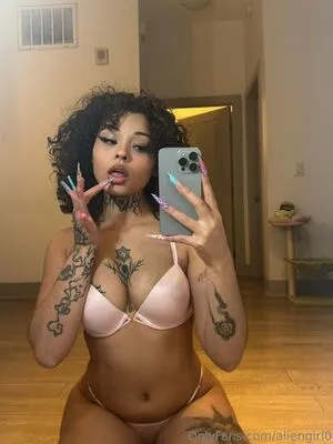 Aliengirl0 OnlyFans Leaked Free Thumbnail Picture - #bEi1oCquWC