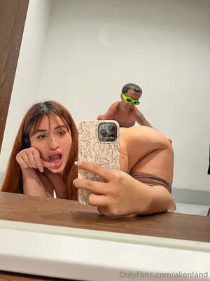 Alienland OnlyFans Leaked Free Thumbnail Picture - #NED0PURUXp