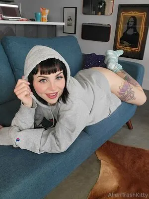 Alientrashkitty69 OnlyFans Leaked Free Thumbnail Picture - #nVOKpO34FH