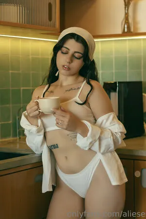 Aliese OnlyFans Leaked Free Thumbnail Picture - #7exduWNUTX