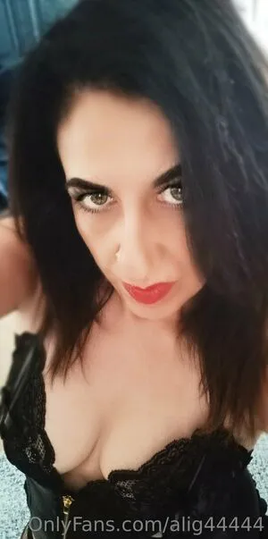 Alig44444 OnlyFans Leaked Free Thumbnail Picture - #M1V8JbFwjE
