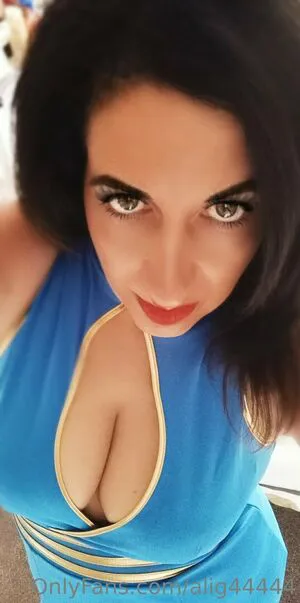 Alig44444 OnlyFans Leaked Free Thumbnail Picture - #PcS80m2D2F