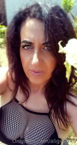 Alig44444 OnlyFans Leaked Free Thumbnail Picture - #pP2jDwIrWX