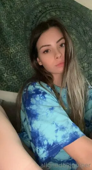 Alignedbykarissa OnlyFans Leaked Free Thumbnail Picture - #0IZ4e4Ti3p