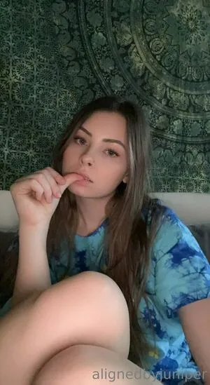 Alignedbykarissa OnlyFans Leaked Free Thumbnail Picture - #tdL2BW1Eg9