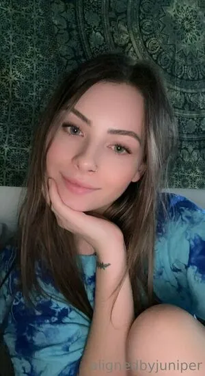 Alignedbykarissa OnlyFans Leaked Free Thumbnail Picture - #uSL5yu4G0v