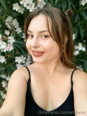 Aliiaxxx OnlyFans Leaked Free Thumbnail Picture - #7iS6Eb078H