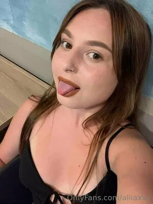 Aliiaxxx OnlyFans Leaked Free Thumbnail Picture - #WOKnPBjNRw