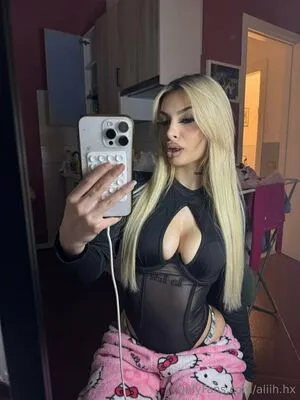 Aliih Hx OnlyFans Leaked Free Thumbnail Picture - #ASo0NNAPJq