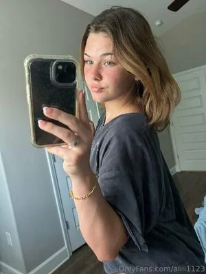Aliii1123 OnlyFans Leaked Free Thumbnail Picture - #8pA6wVQGC3