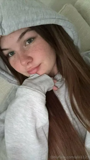 Aliii1123 OnlyFans Leaked Free Thumbnail Picture - #A5K5BOt6io