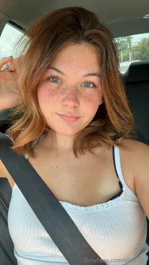 Aliii1123 OnlyFans Leaked Free Thumbnail Picture - #CbLiCOoKa1