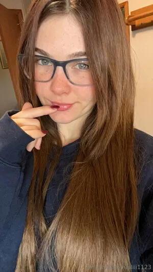Aliii1123 OnlyFans Leaked Free Thumbnail Picture - #Rntk4c80Fj
