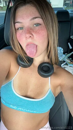 Aliii1123 OnlyFans Leaked Free Thumbnail Picture - #TZv3QwZmOZ