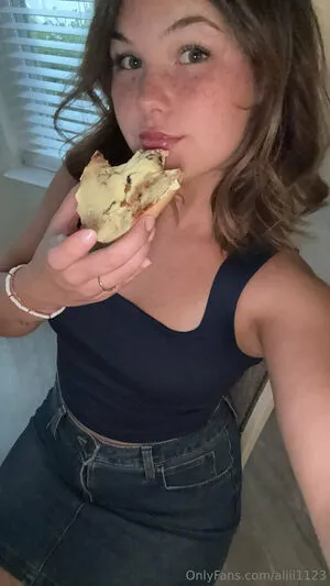Aliii1123 OnlyFans Leaked Free Thumbnail Picture - #WnRGXYTvQD