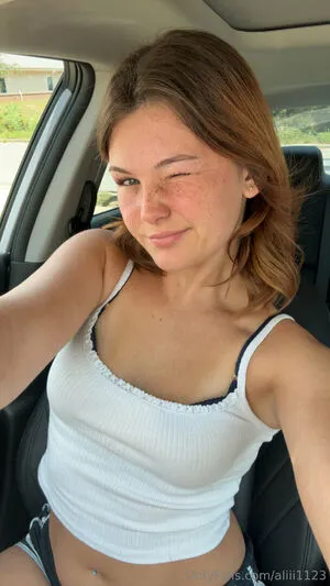 Aliii1123 OnlyFans Leaked Free Thumbnail Picture - #bgwU5WQuAz