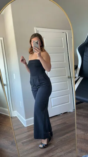 Aliii1123 OnlyFans Leaked Free Thumbnail Picture - #cpEOVDn2Ks