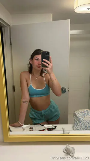 Aliii1123 OnlyFans Leaked Free Thumbnail Picture - #fzvsOOkz0u