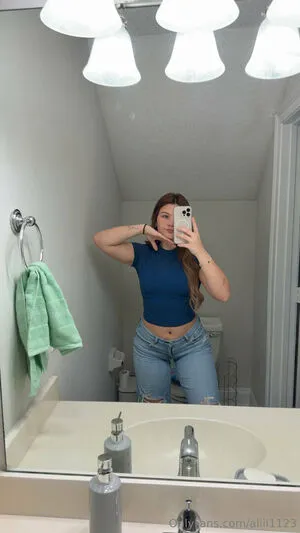 Aliii1123 OnlyFans Leaked Free Thumbnail Picture - #vIATnNaUJE