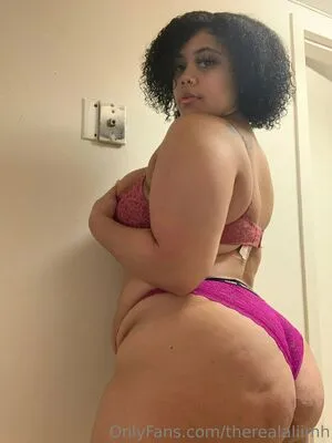 Aliiicouture26 OnlyFans Leaked Free Thumbnail Picture - #CUCi4RJSYj