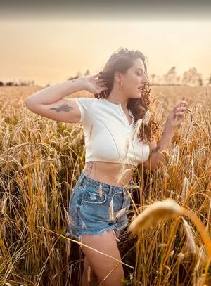 Aliimperiale OnlyFans Leaked Free Thumbnail Picture - #SMxXWAEmuT