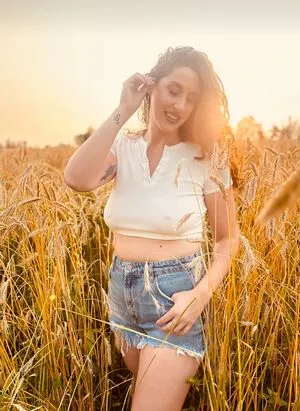 Aliimperiale OnlyFans Leaked Free Thumbnail Picture - #XRs0mrFqm5