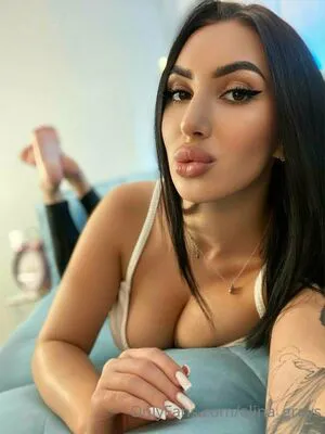 Alina Greys OnlyFans Leaked Free Thumbnail Picture - #UmU0uOje8v