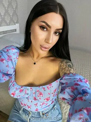 Alina Greys OnlyFans Leaked Free Thumbnail Picture - #cqAlaHoOdB