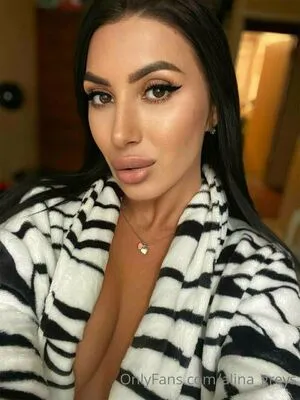 Alina Greys OnlyFans Leaked Free Thumbnail Picture - #mrwlxkW1bi