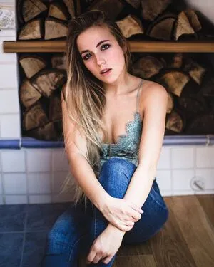 Alina Jger OnlyFans Leaked Free Thumbnail Picture - #YSVbTre6X4