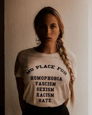 Alina Jger OnlyFans Leaked Free Thumbnail Picture - #ZFMWJKOJmN