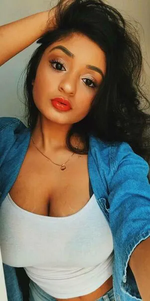 Alina M OnlyFans Leaked Free Thumbnail Picture - #RlyXWB0Mik